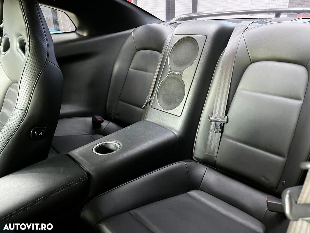 Nissan GT-R Standard - 19