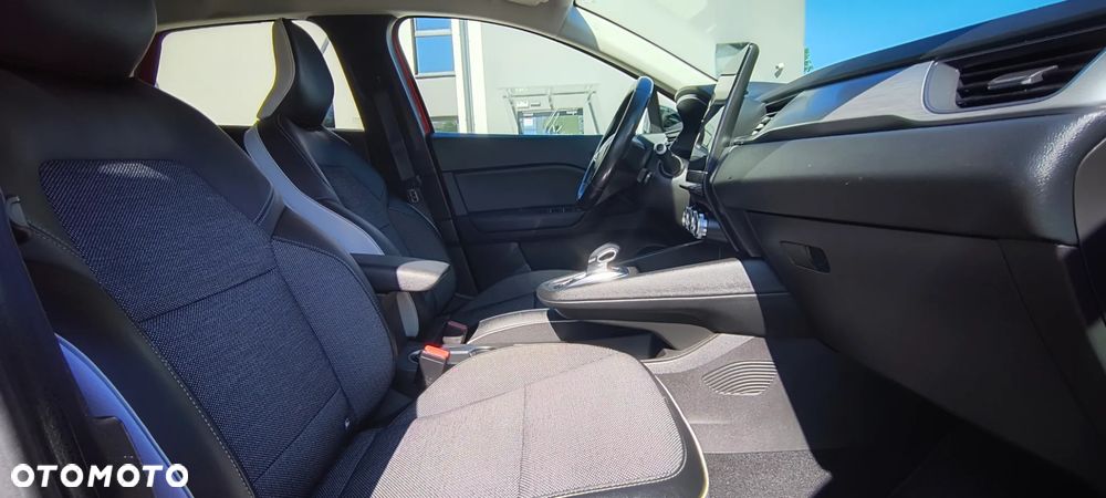 Renault Captur 1.6 E-TECH Plug-In Intens - 28