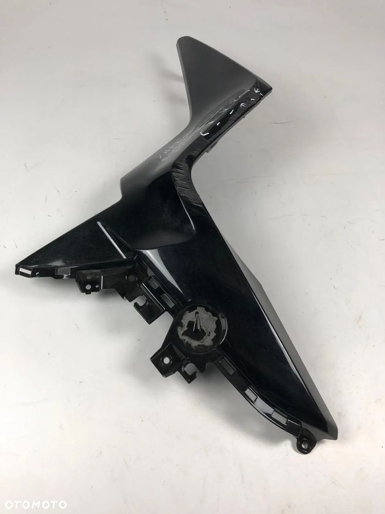 Yamaha X-Max 125 300 18- Prawa Owiewka Bok Wypełnienie - 4