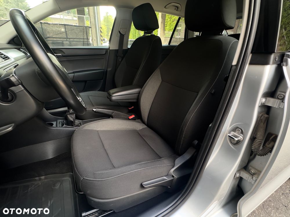 Skoda RAPID 1.2 TSI Ambition - 15