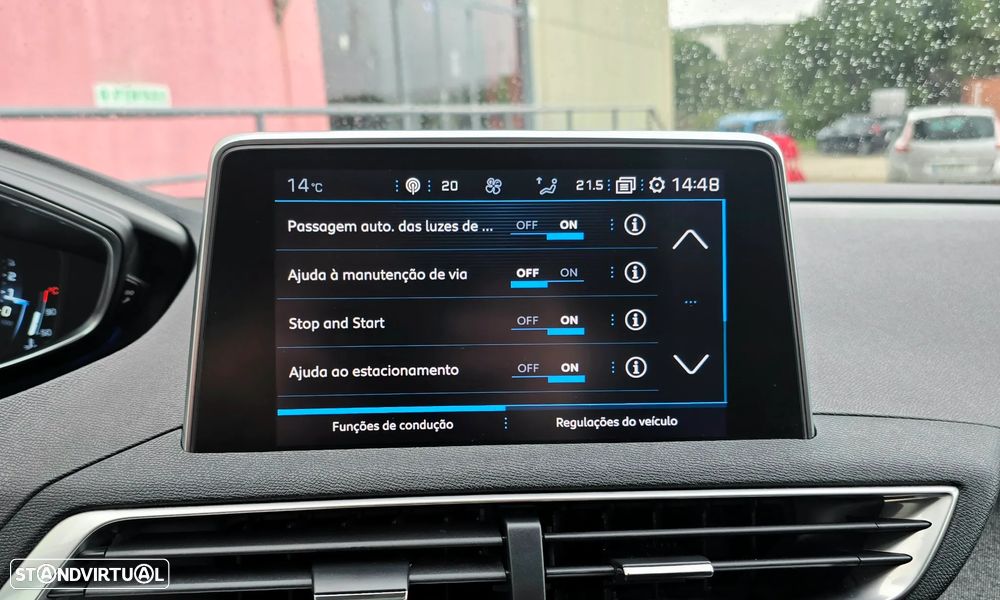 Peugeot 3008 1.2 PureTech Allure J18 - 18