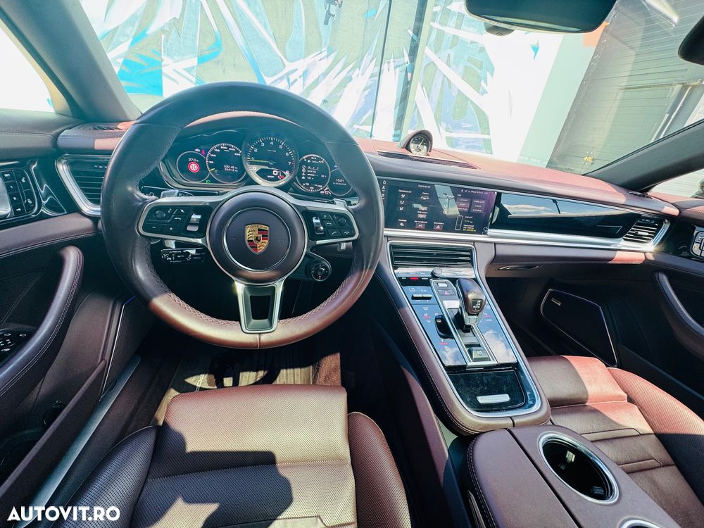 Porsche Panamera - 14