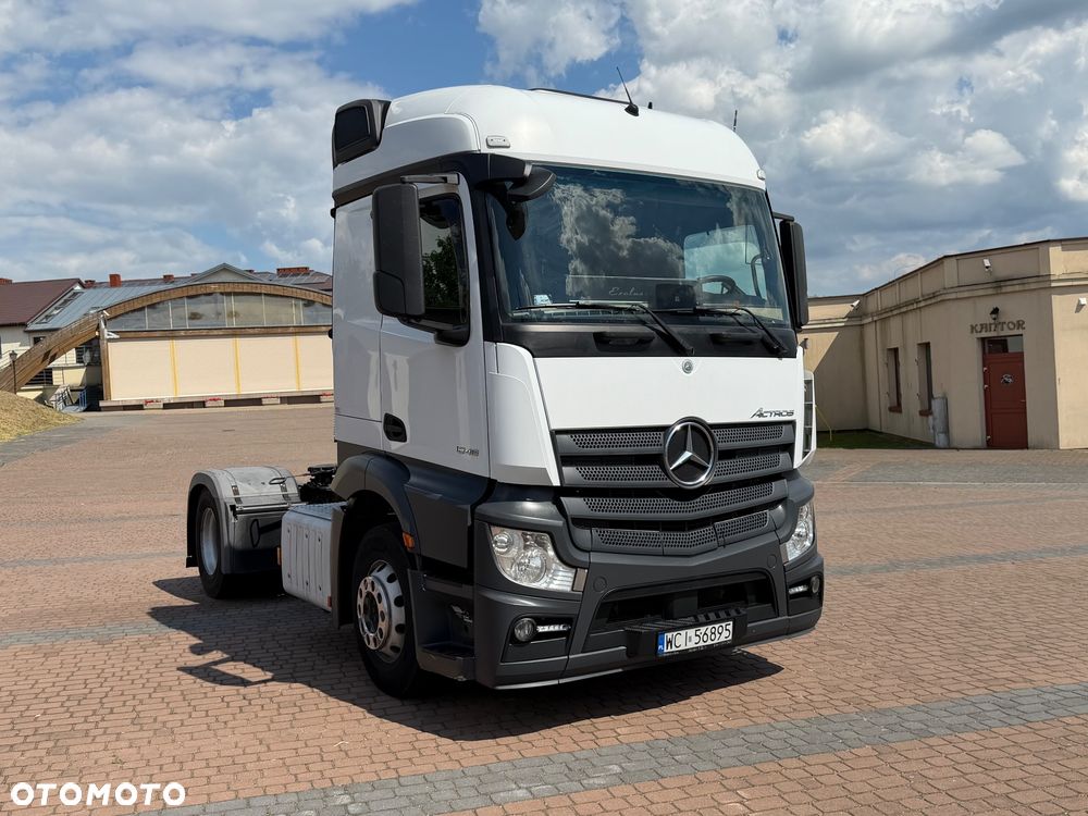 Mercedes-Benz Actros - 1
