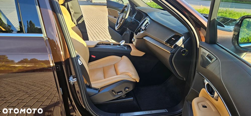 Volvo XC 90 D5 AWD Inscription - 8