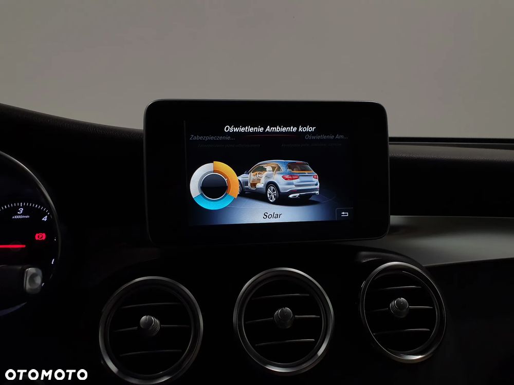 Mercedes-Benz GLC - 20