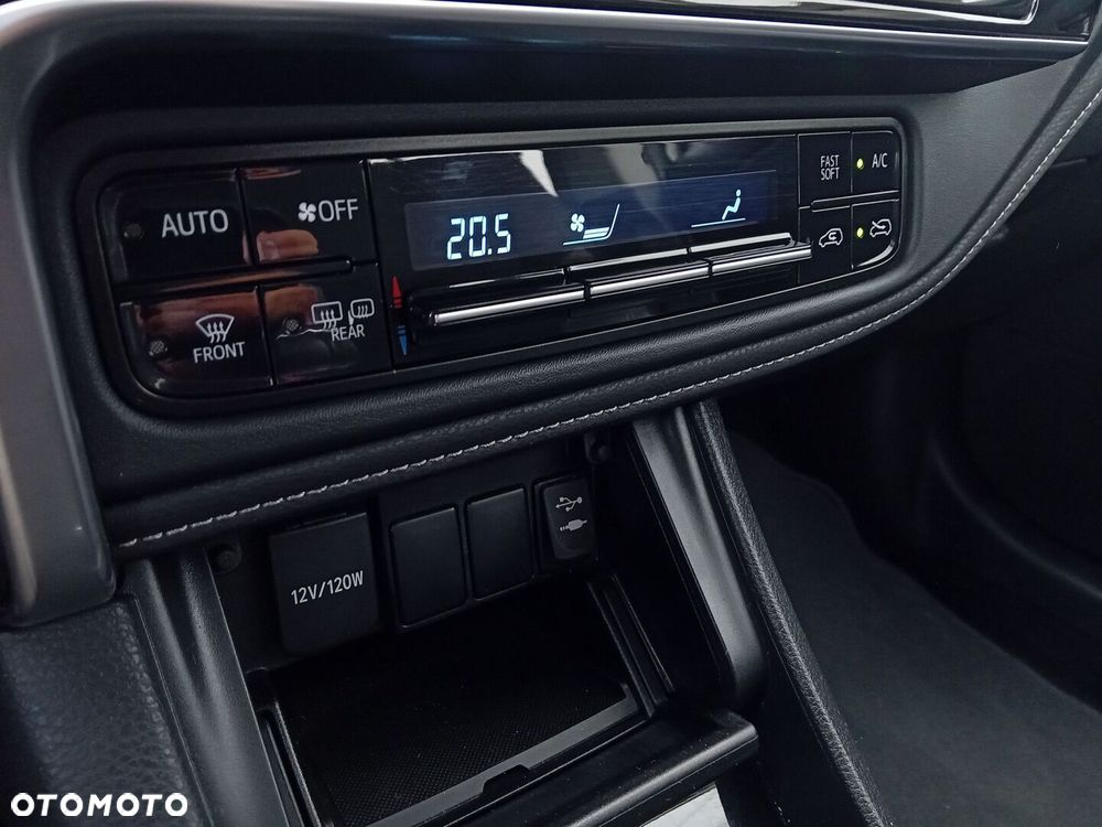 Toyota Auris - 19