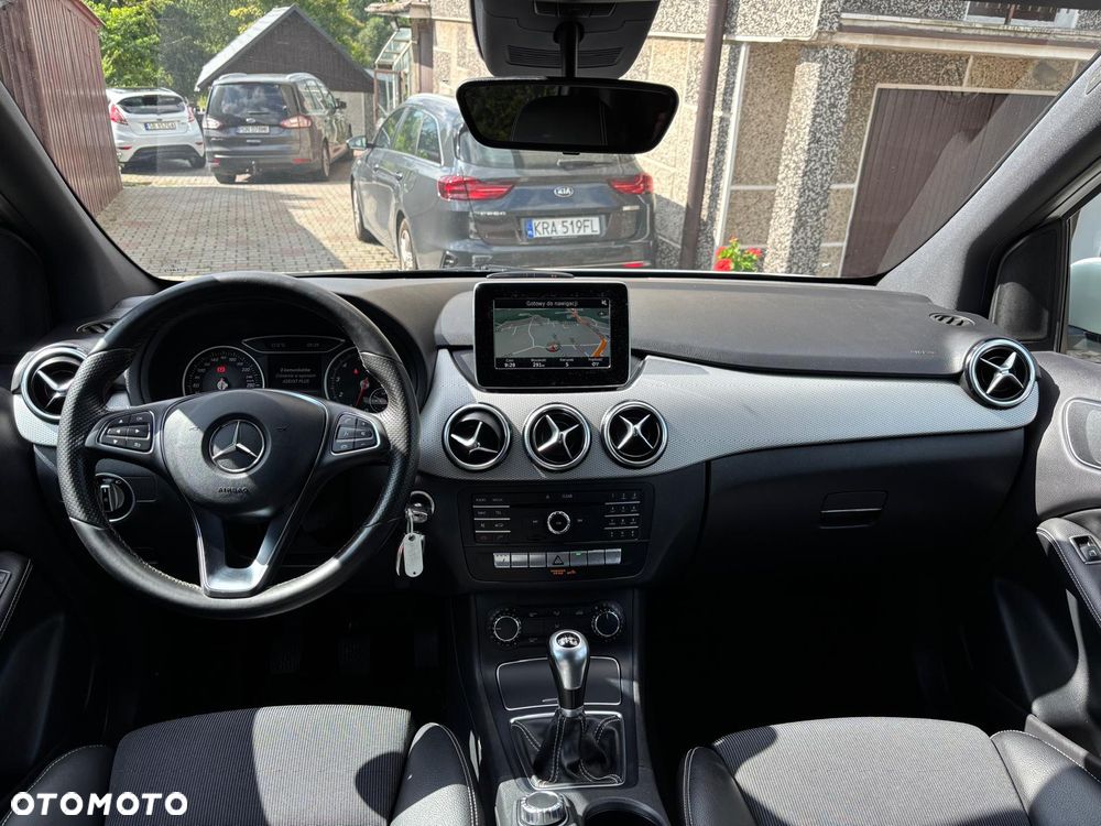 Mercedes-Benz Klasa B 200 BlueEFFICIENCY Edition 1 - 6