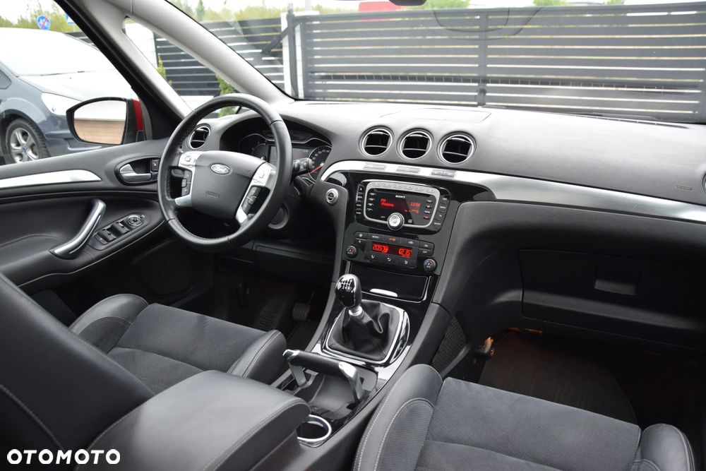 Ford S-Max 2.0 TDCi DPF Titanium - 30