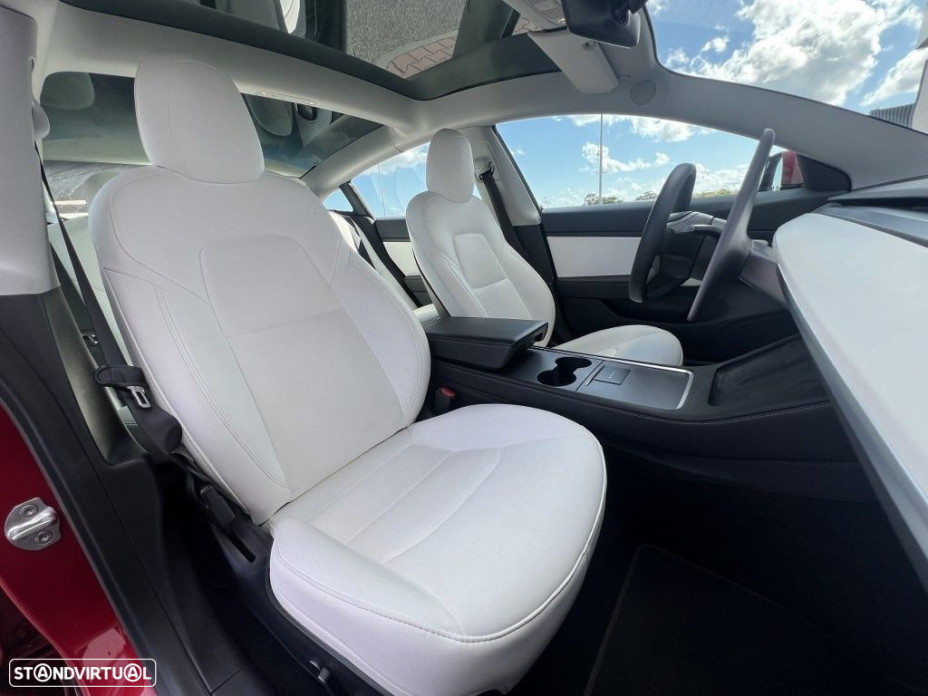 Tesla Model 3 Long Range Tração Traseira - 22