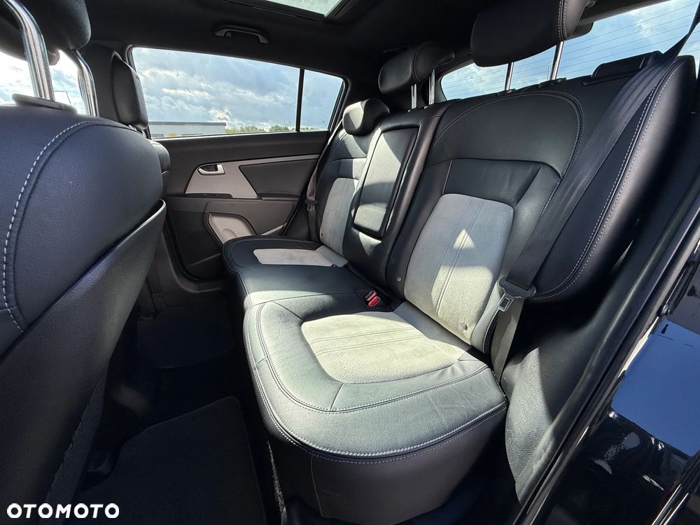 Kia Sportage 2.0 CRDI 184 AWD Platinum Edition - 31