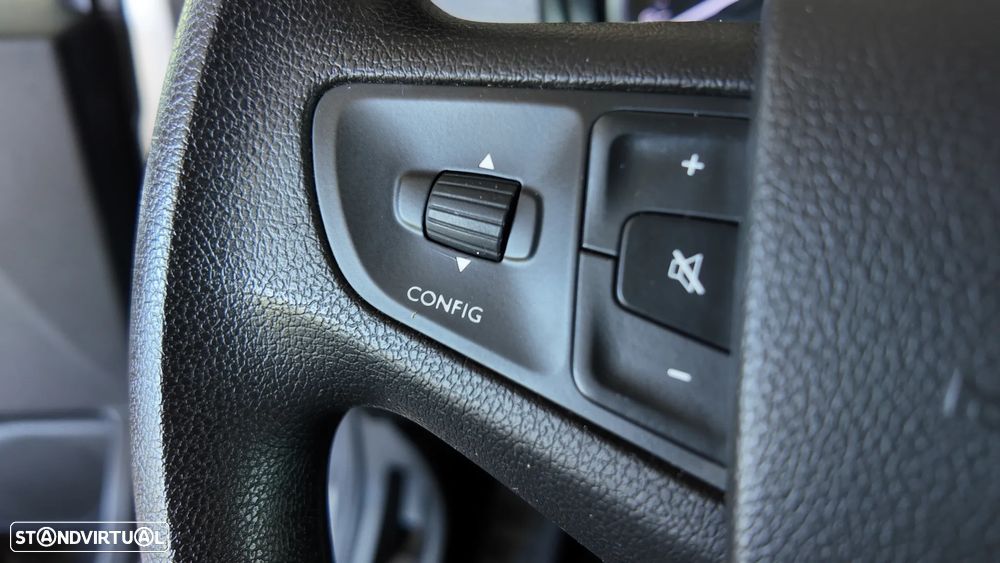 Peugeot Traveller L2 1.5 BlueHDi 120 Allure - 19