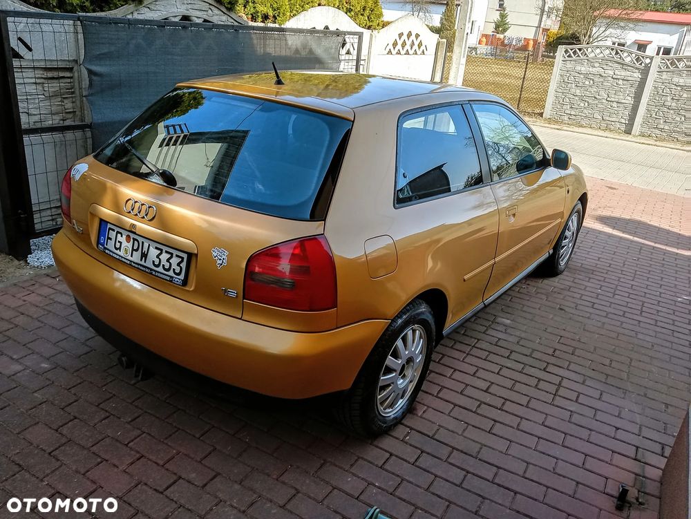 Audi A3 3-drzwiowe 1.6 Ambiente - 11