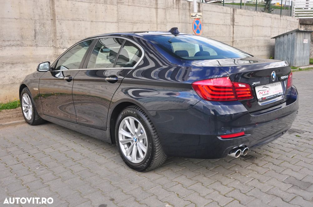 BMW Seria 5 525d xDrive AT - 3