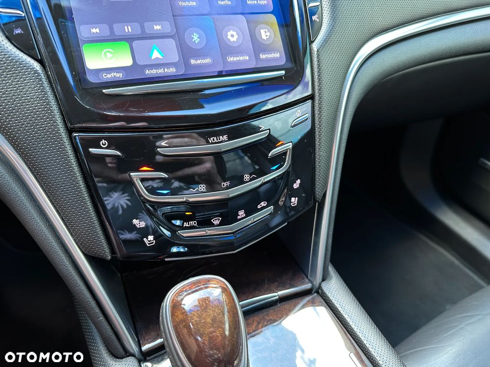 Cadillac XTS - 15