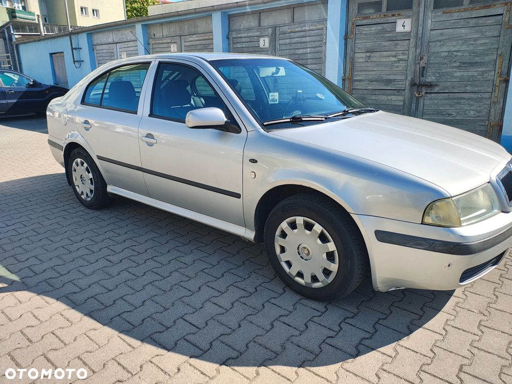 Skoda Octavia 1.6 Ice - 3