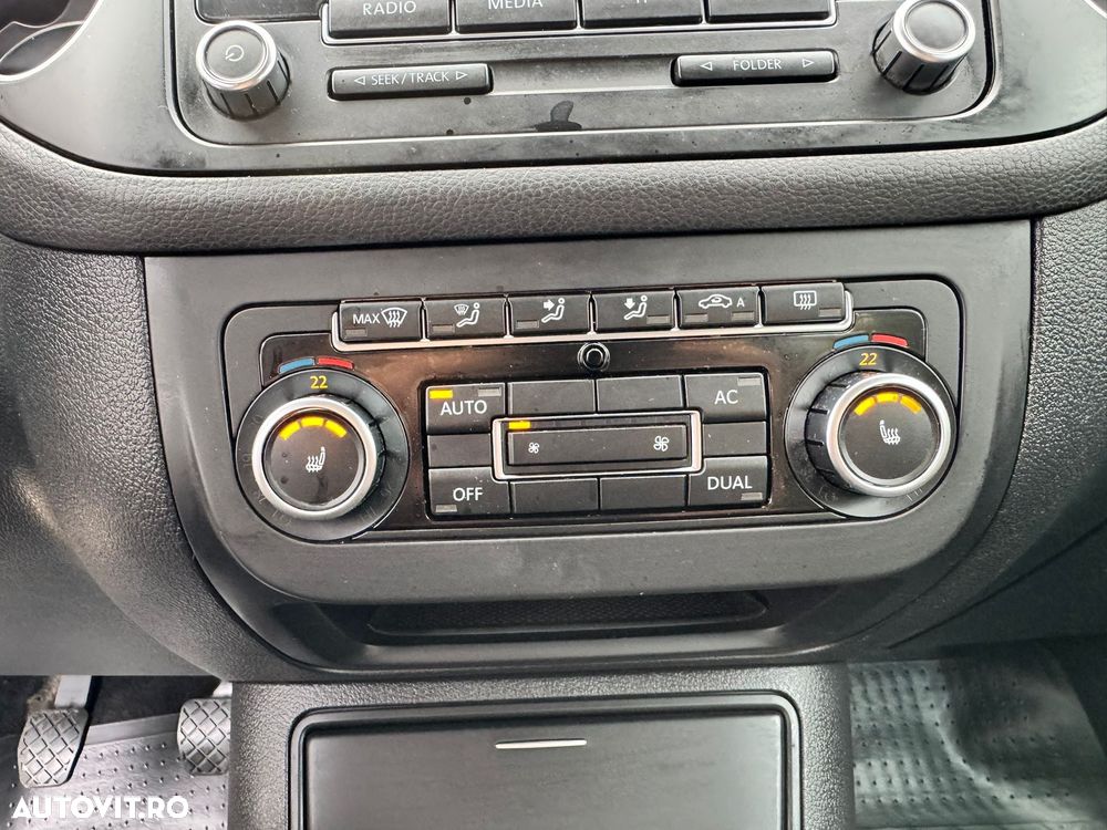 Volkswagen Golf Plus - 16