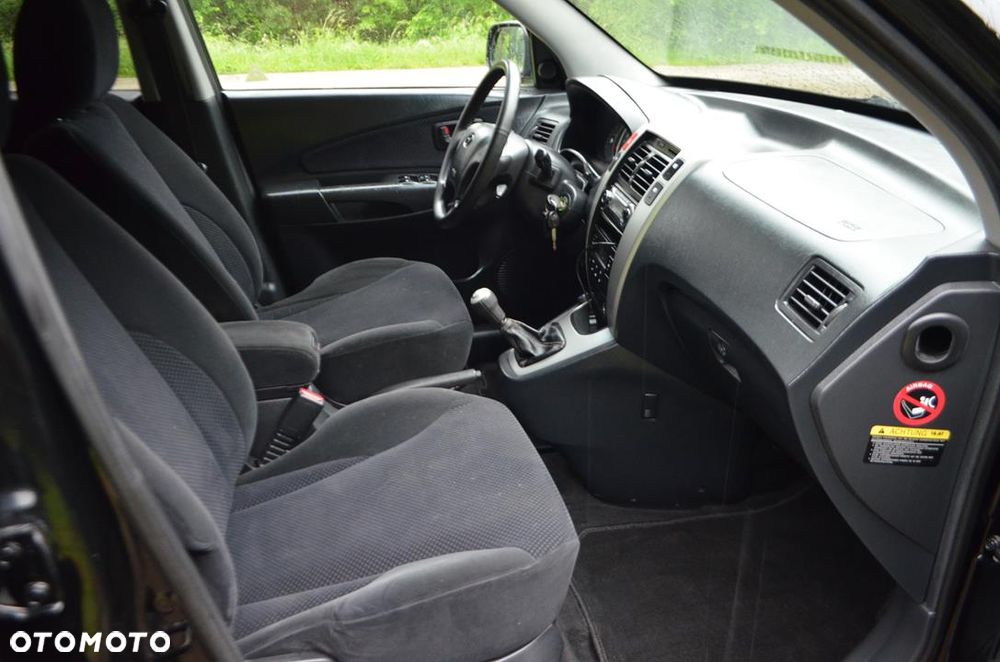 Hyundai Tucson 2.0 2WD GLS Style - 29