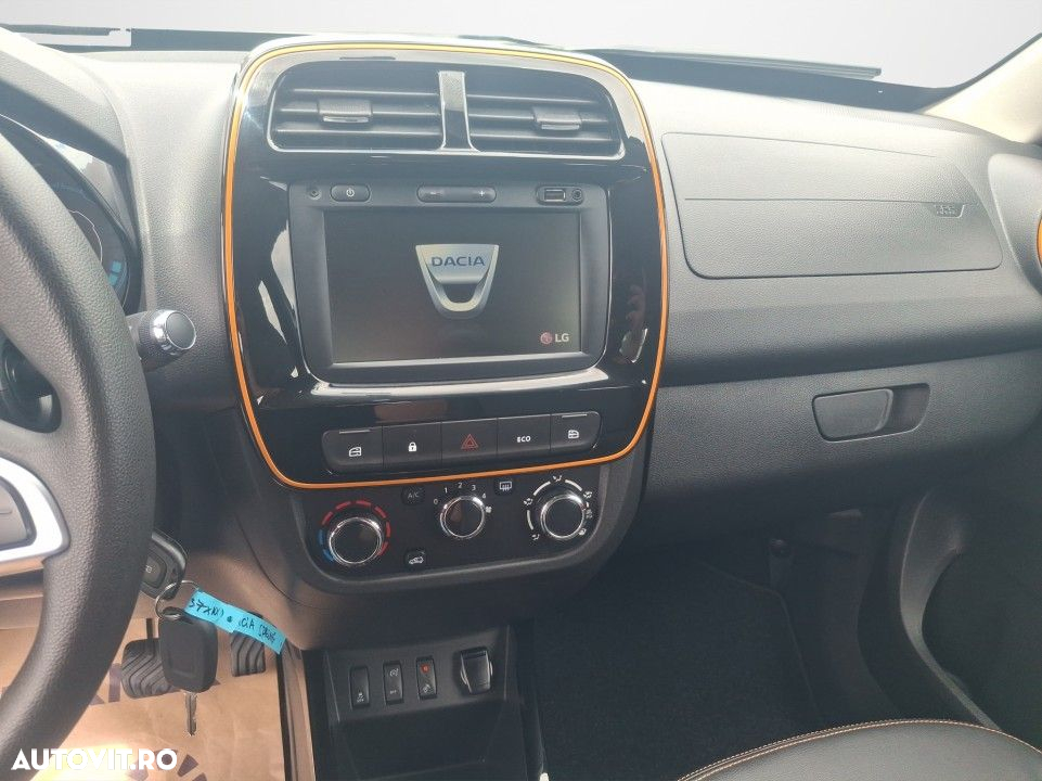 Dacia Spring - 15