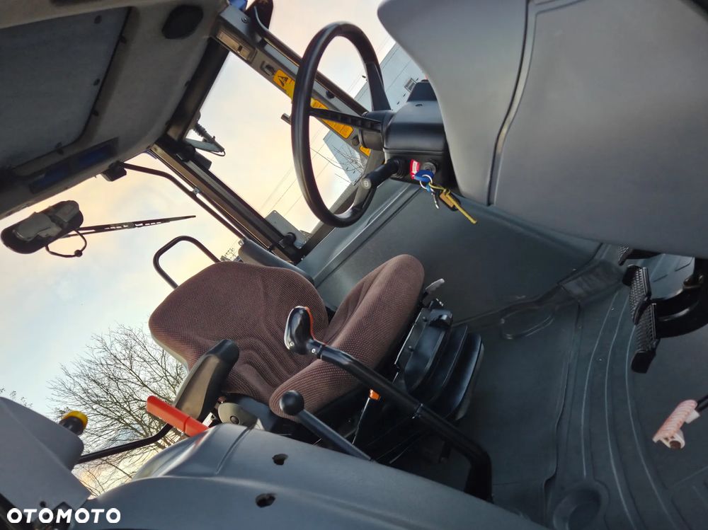 New Holland TL100A - 24