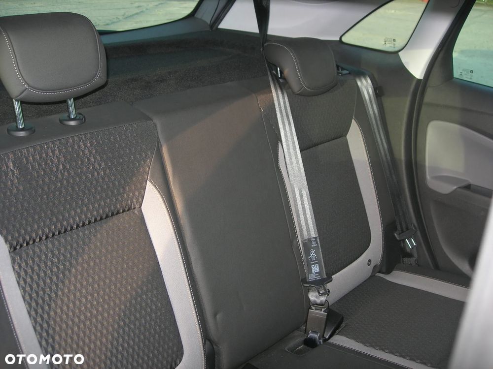 Opel Crossland X - 18