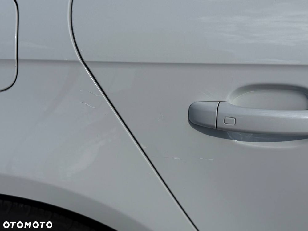 Audi A4 Limousine 2.0 TDI DPF quattro S tronic Ambiente - 6