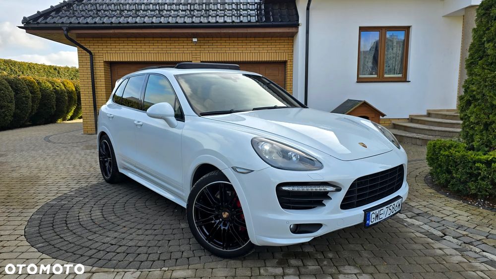 Porsche Cayenne - 12