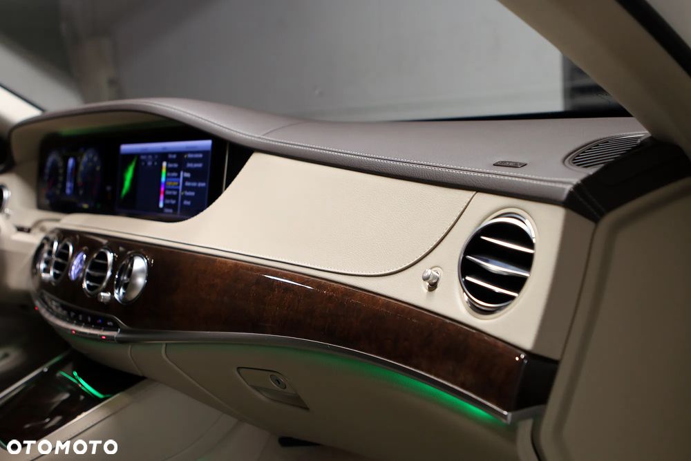 Mercedes-Benz Klasa S 560 L 9G-TRONIC - 24