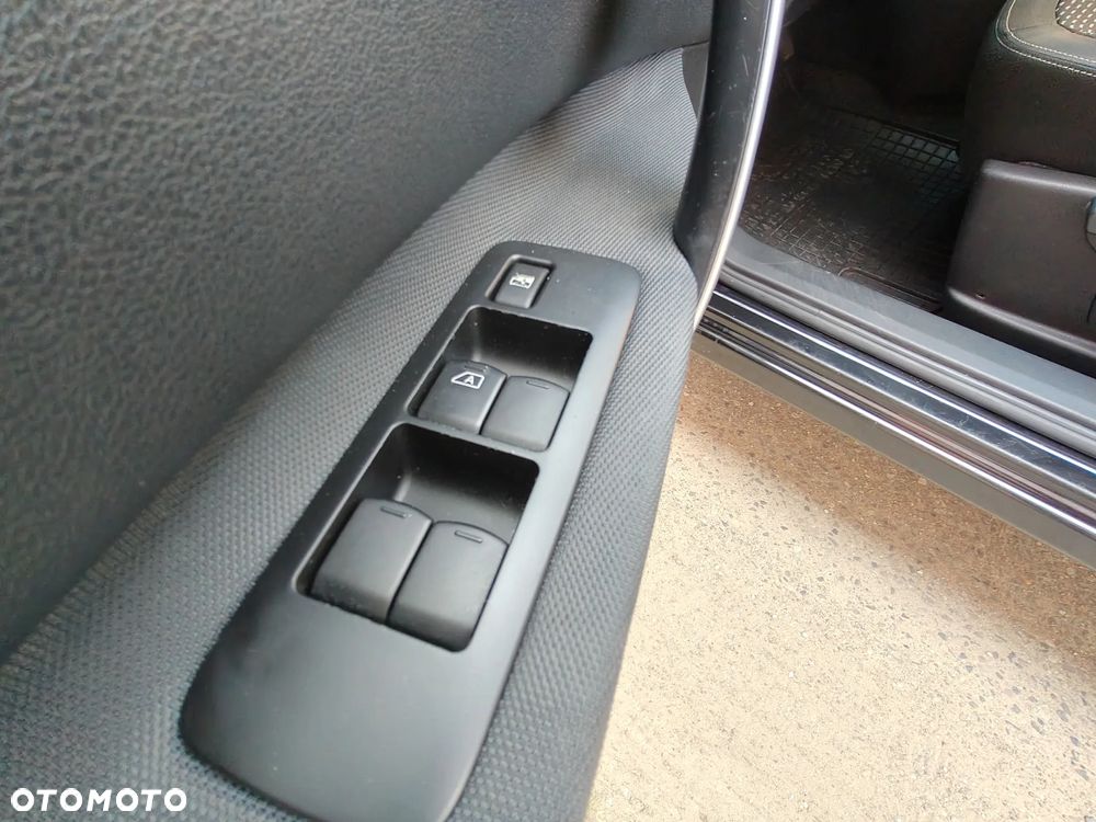 Nissan Qashqai - 17