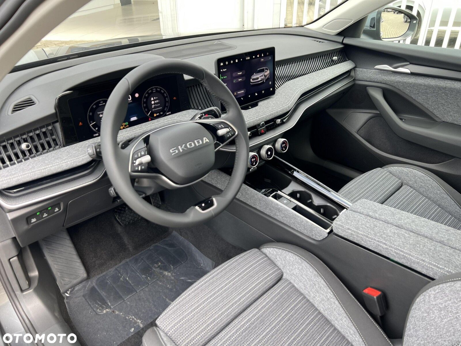Skoda Superb 2.0 TDI SCR Edition 130 DSG - 18