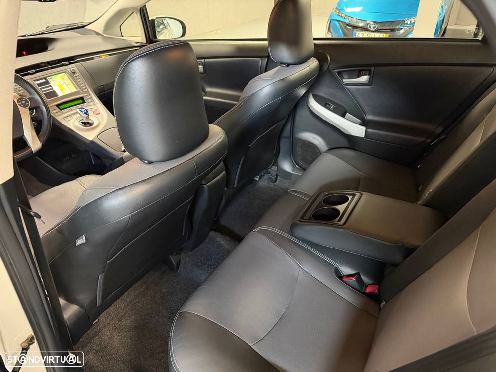 Toyota Prius 1.8 Premium P.Navi+Pele - 36
