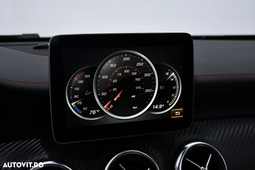 Mercedes-Benz A 220 d 4Matic 7G-DCT AMG Line - 34