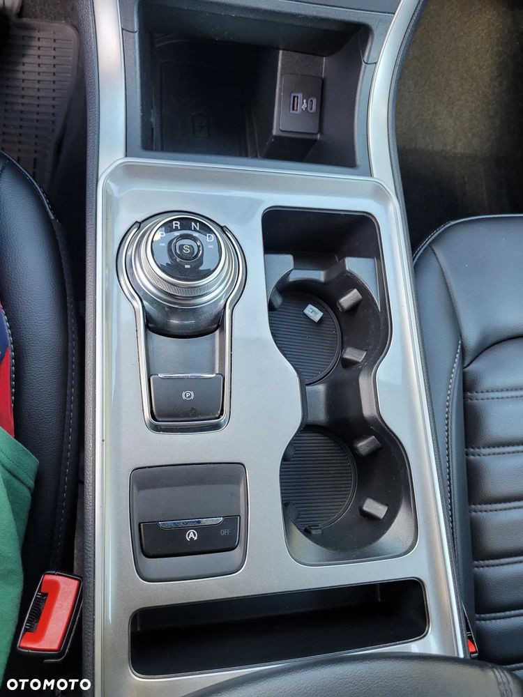 Ford Edge - 26