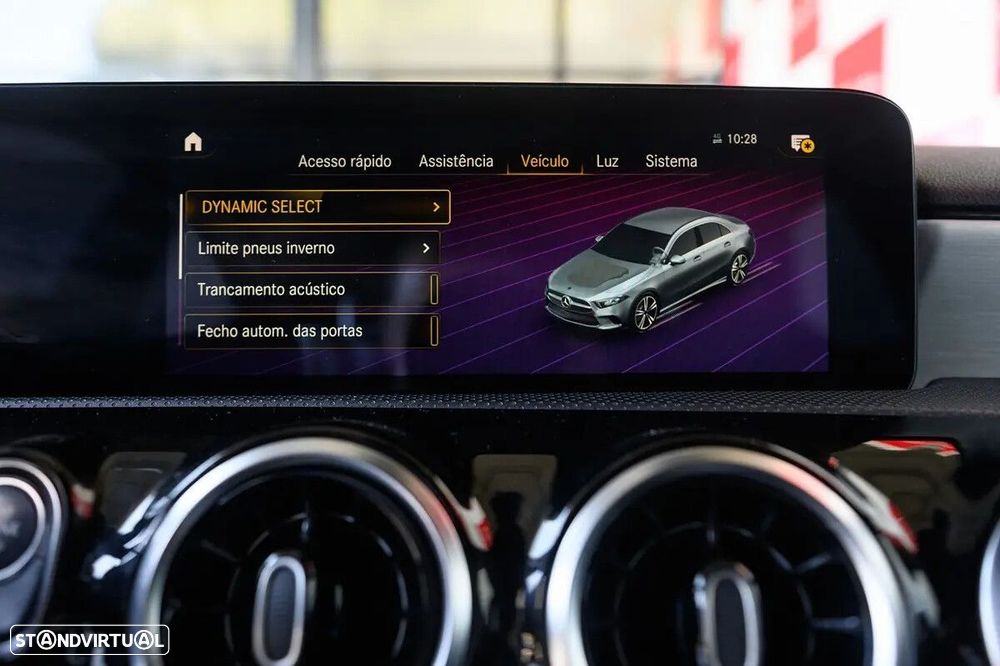 Mercedes-Benz A 180 Limousine d AMG Line Aut. - 55