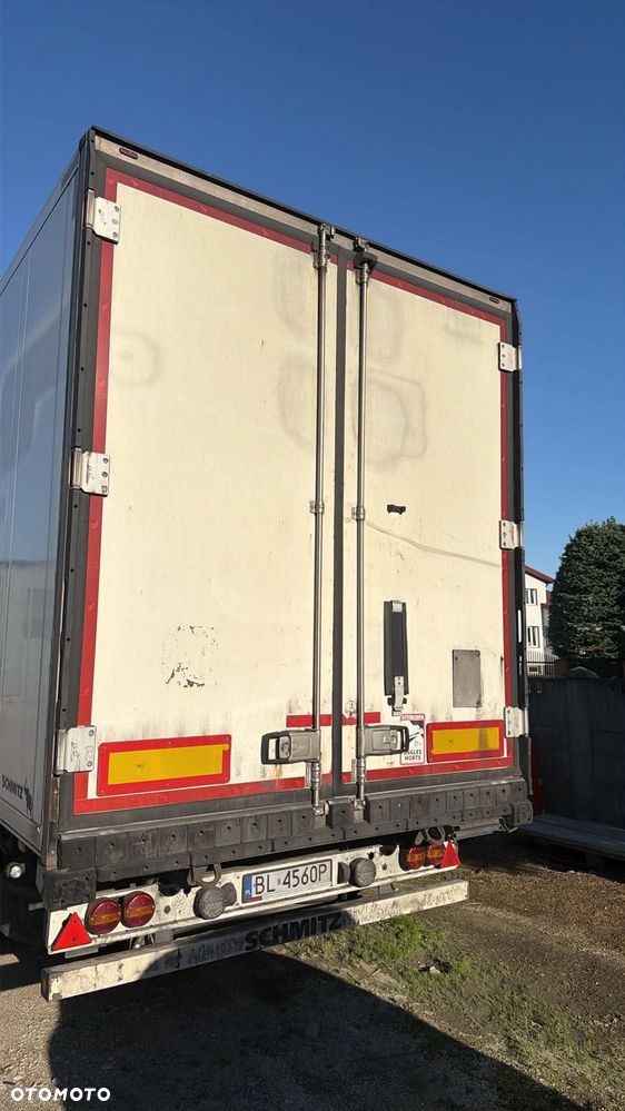 Schmitz Cargobull SKO 24 - 2