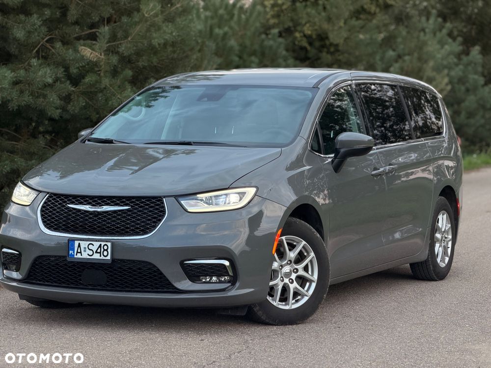 Chrysler Pacifica - 3