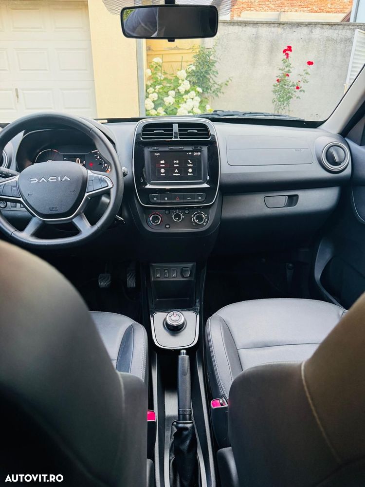 Dacia Spring Expression - 12
