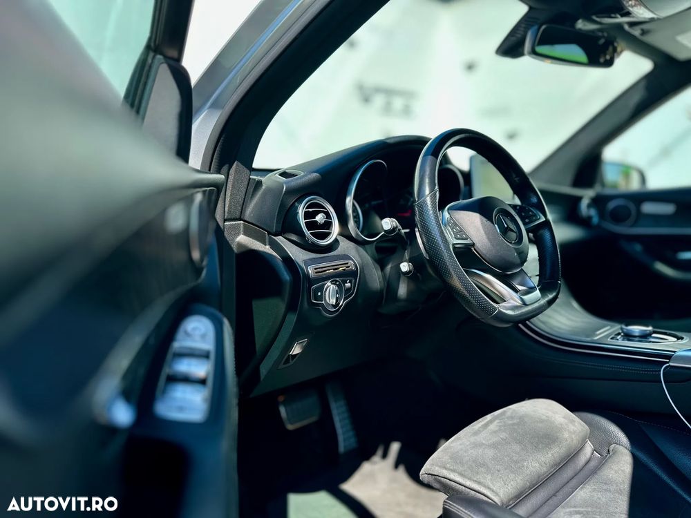 Mercedes-Benz GLC 220 d 4MATIC 9G-TRONIC AMG Line - 10