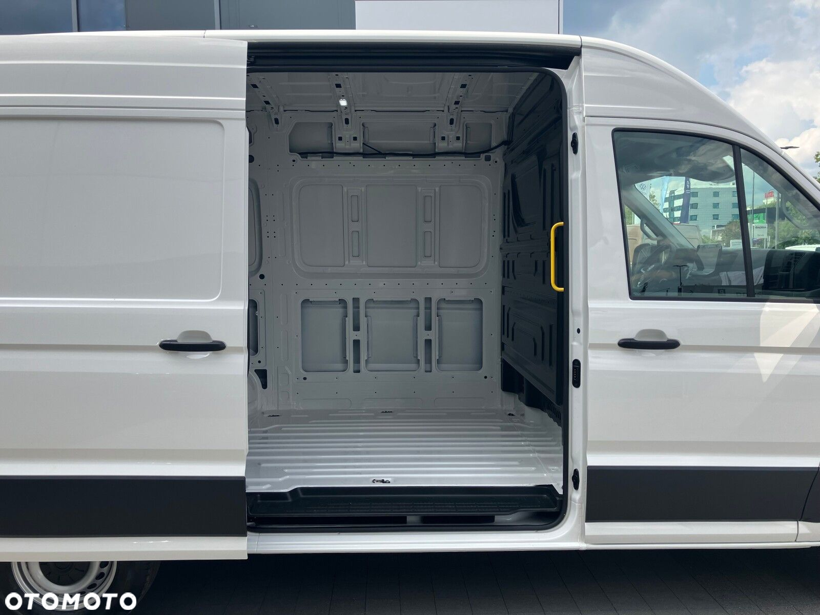 Volkswagen Crafter 35 2.0 TDI L3H3 3640 140 KM - 22
