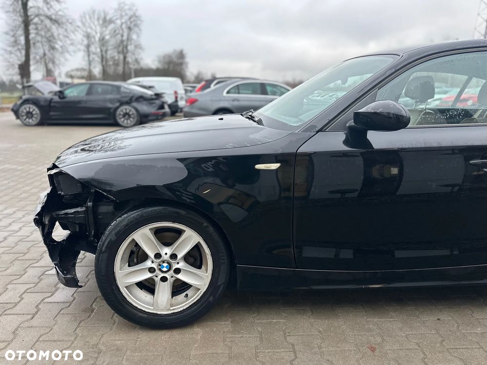 BMW Seria 1 118d DPF - 4