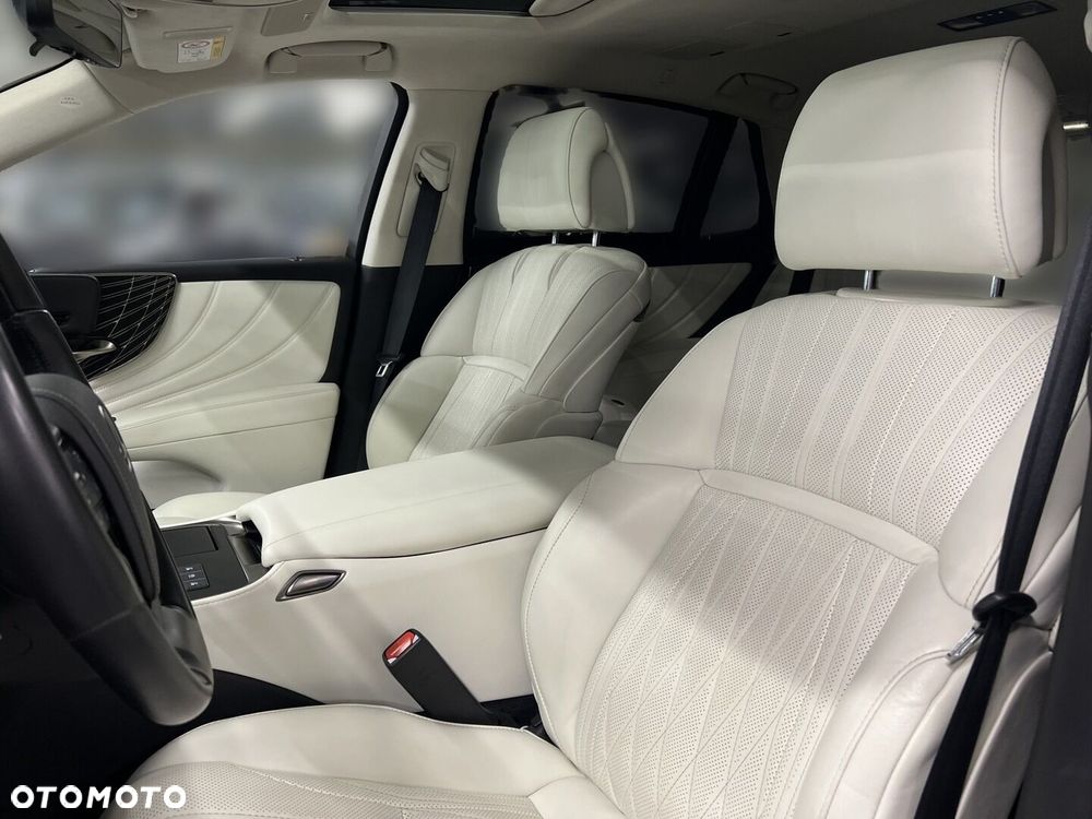 Lexus LS 500h Omotenashi AWD - 11