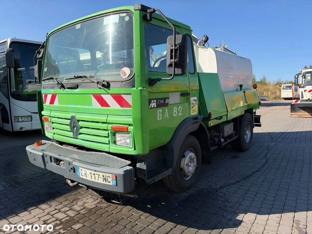 Renault Midliner Polewaczka