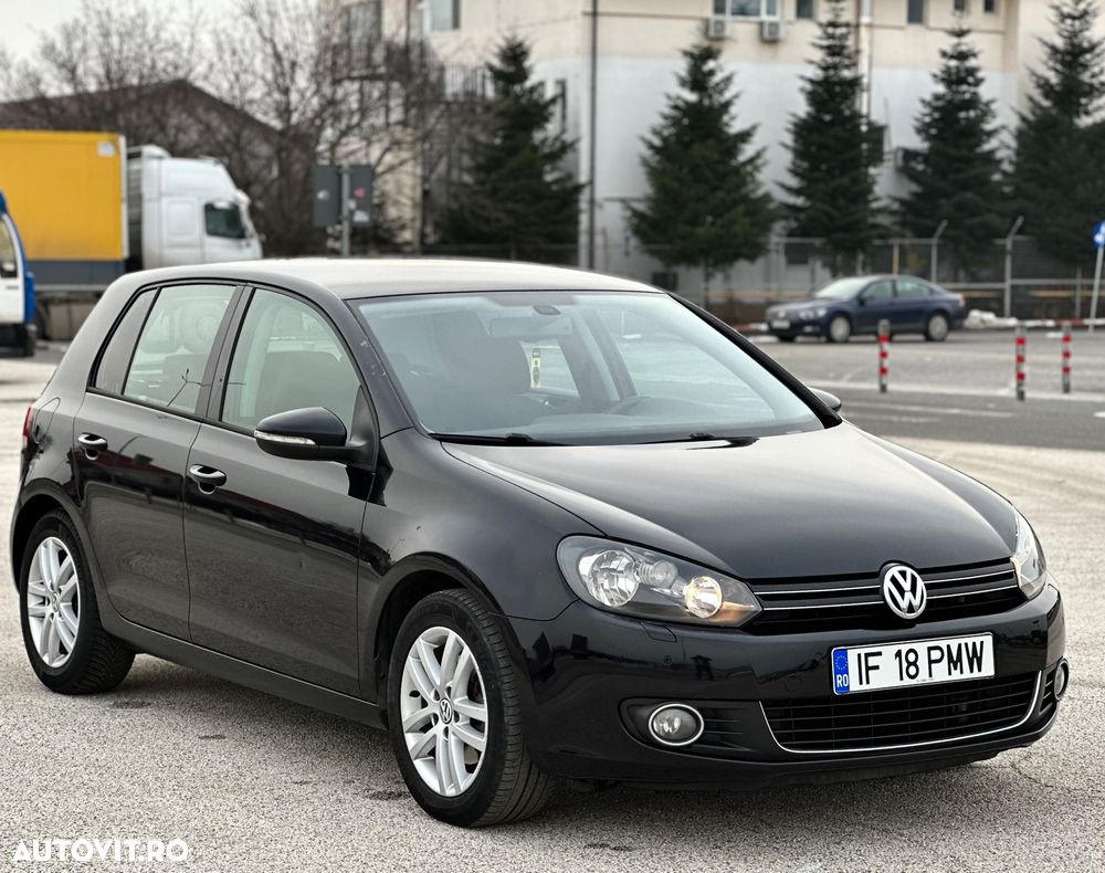 Volkswagen Golf 2.0 TDI DPF Highline - 3