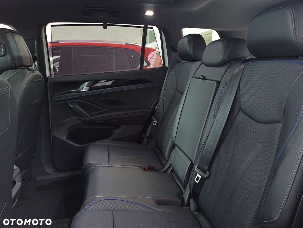 Volkswagen Tiguan - 31