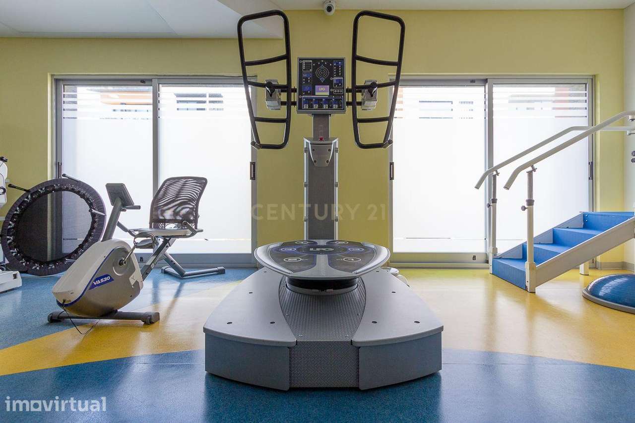 Clínicas de reabilitação física com equipamentos incluídos em Ponta De - Grande imagem: 2/60