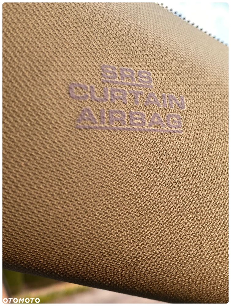 Toyota Avensis 1.6 Luna - 33