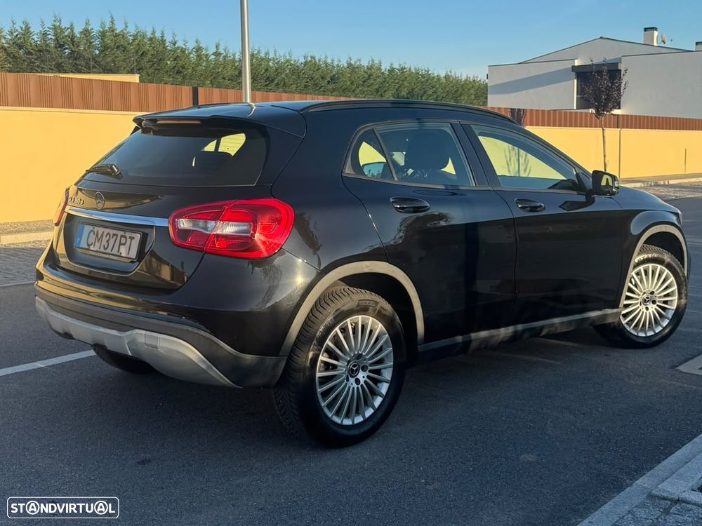 Mercedes-Benz GLA 180 d 7G-DCT Style - 11