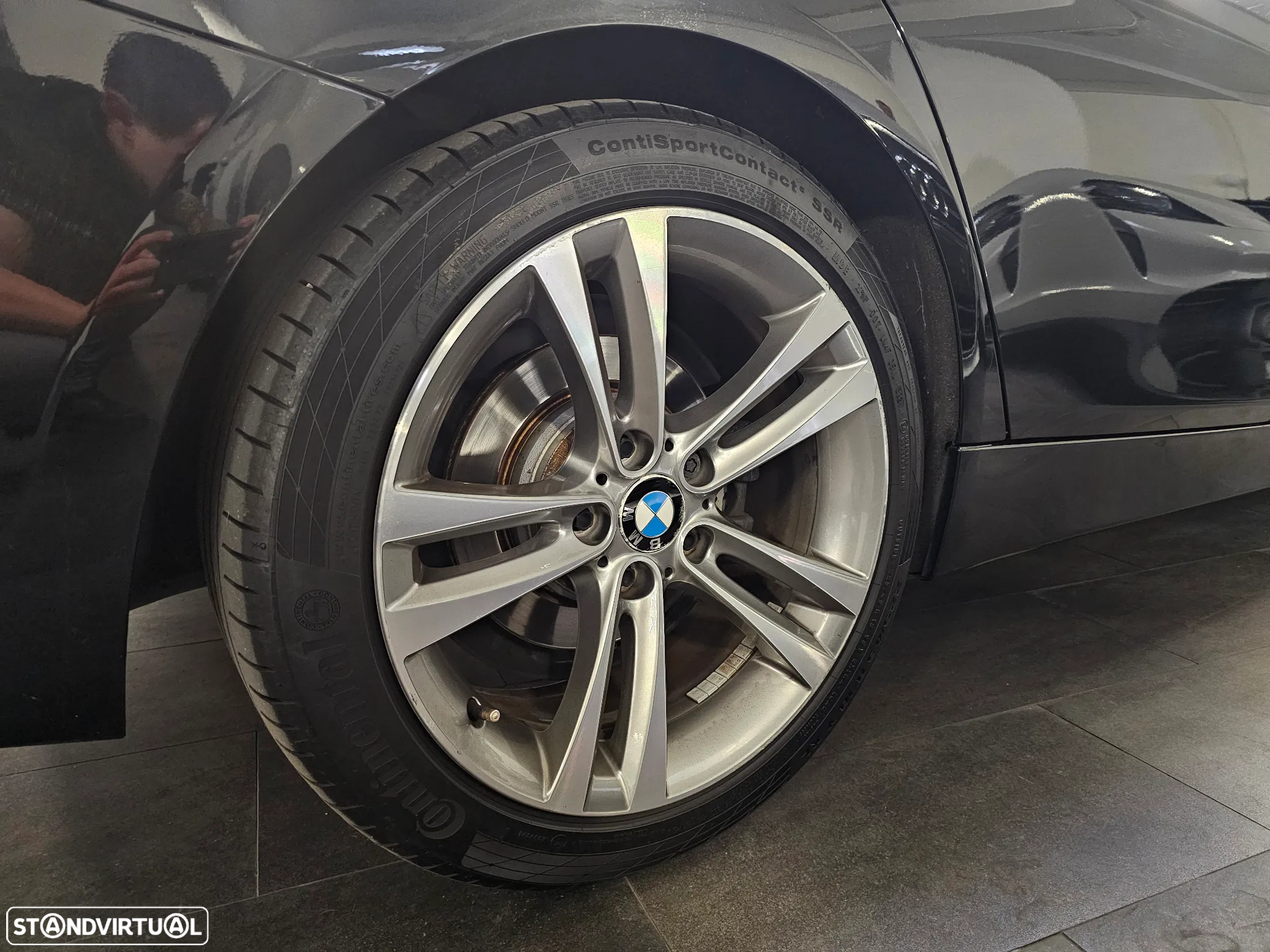 BMW 328 i Auto Line Sport - 26