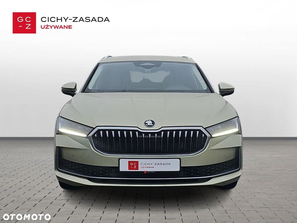 Skoda Superb 2.0 TDI SCR 4x4 Selection DSG - 2