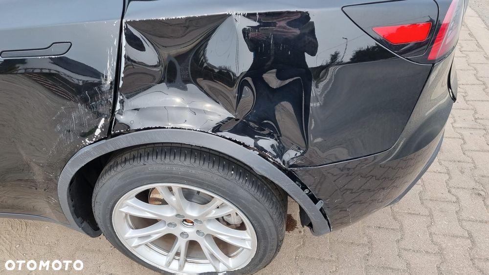 Tesla Model Y RWD - 29