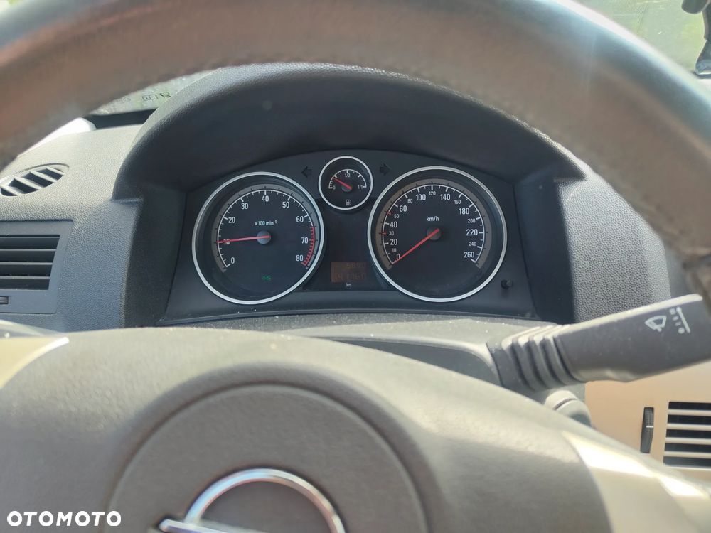 Opel Astra 1.4 111 - 3